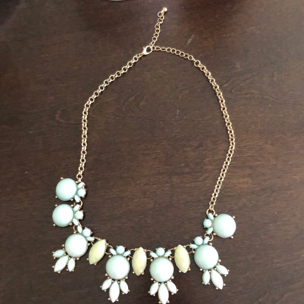 J crew sea foam green asymmetric bubble necklace